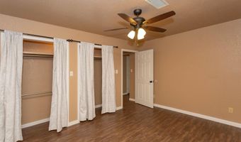 2105 W Briscoe Ave, Artesia, NM 88210