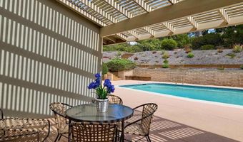 3190 Falcon Dr, Carlsbad, CA 92008