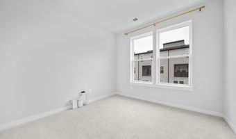 43730 TRANSIT Sq, Ashburn, VA 20147