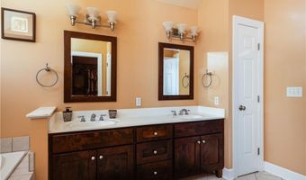 126 Saint Andrews Dr, Horseheads, NY 14845