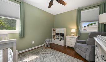 559 CABOT Dr, Hockessin, DE 19707
