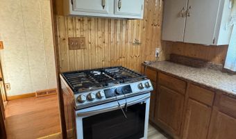 93 Presque Isle Rd, Ashland, ME 04732