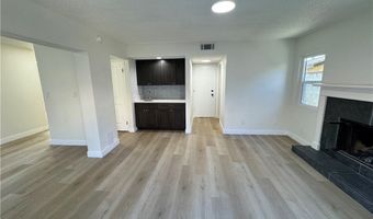 1605 W Bruin St, Los Angeles, CA 90047