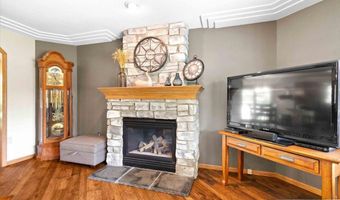 6331 ARBUTUS Dr, Wisconsin Rapids, WI 54494