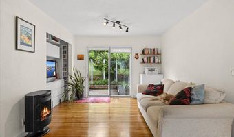 1840 Crestview Dr, Ashland, OR 97520