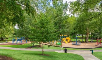 140 N Blf, Alpharetta, GA 30004