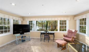 12 Georgiana Dr, Cumberland, RI 02864