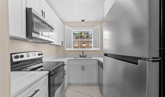 4312 LAKE UNDERHILL Rd 19-B, Orlando, FL 32803