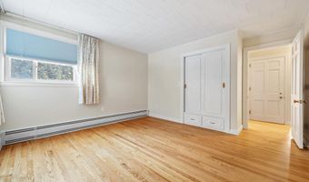 201 Clyde Rd, Bangor, ME 04401