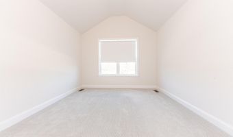 3341 Roseford Blvd, Ann Arbor, MI 48105