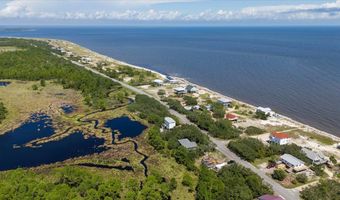 6 Kingfish St, Alligator Point, FL 32346