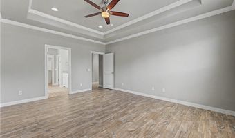 2302 SW Cadwell Ave, Bentonville, AR 72713