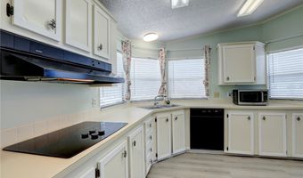1300 Barefoot Cir, Barefoot Bay, FL 32976