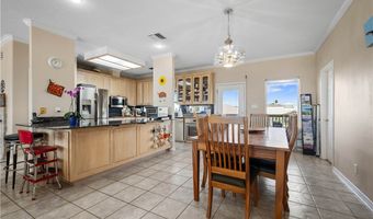130 Bay Harbor Dr 4, Aransas Pass, TX 78336