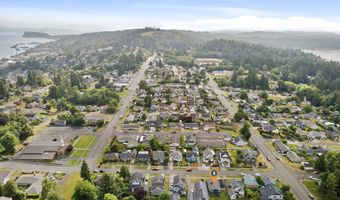 1465 3RD St, Astoria, OR 97103