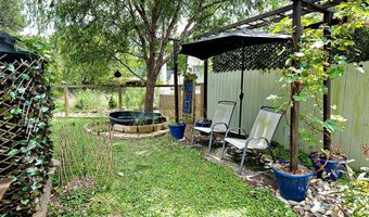 418 Great Hill Dr, Ballwin, MO 63021