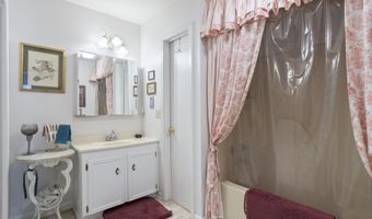 810 N Maple Dr, Braxton, MS 39044