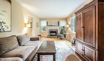 1925 Norway Rd, Ann Arbor, MI 48104