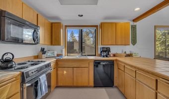 58035 Kinglet Rd #16, Bend, OR 97707