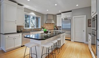 302 SUMMERMEADOW Cir, Bountiful, UT 84010