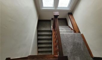 30 Youtz Ave, Akron, OH 44301