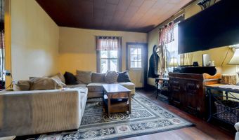 38 Border St, Amherst, NH 03031