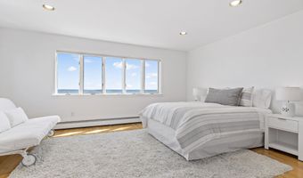 43 Shore Rd, Clinton, CT 06413