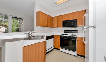 2004 PEGGY STEWART Way 204, Annapolis, MD 21401