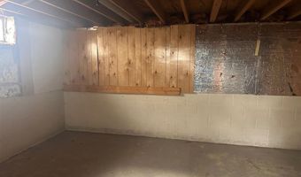 28 Cypress Blvd, Babbitt, MN 55706
