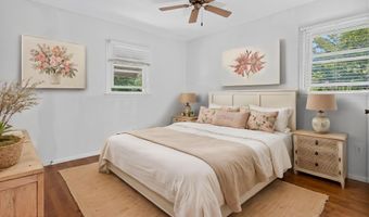 17 Railroad Ave, Beachwood, NJ 08722