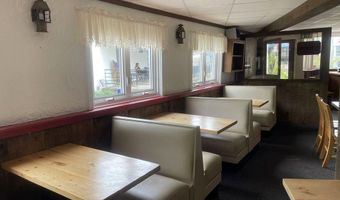 517 Main St, Barnstable, MA 02601