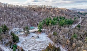 7422 Loy Rd, Arena, WI 53503
