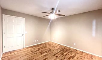 40 Portsmouth Dr, Bella Vista, AR 72714