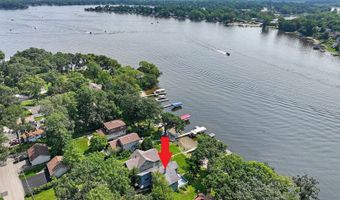 42385 N Woodbine Ave, Antioch, IL 60002