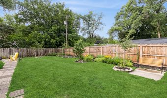 202 S Dakota Ave, Ames, IA 50014