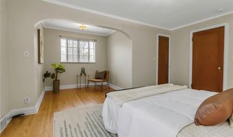 96 Amherstdale Rd, Amherst, NY 14226