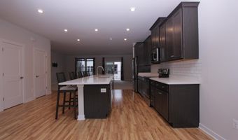 43808 MIDDLEWAY Ter, Ashburn, VA 20147