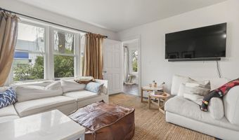 9 Pleasant St, Bath, ME 04530