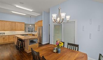 915 Timber Glen Ln, Ballwin, MO 63021