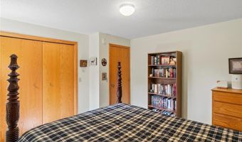 810 Latoka View Ct SW, Alexandria, MN 56308