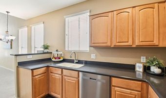 42424 N Gavilan Peak Pkwy 33104, Anthem, AZ 85086