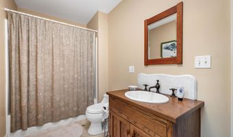 201 Glen Ledge Rd, Bartlett, NH 03812