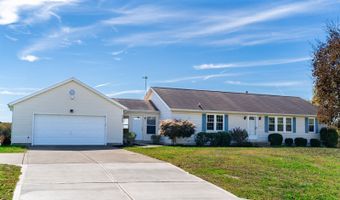 7533 Selby Rd, Athens, OH 45701