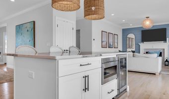 33 Amherst Dr, Bayville, NJ 08721