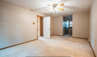 2105 N St, Aurora, NE 68818