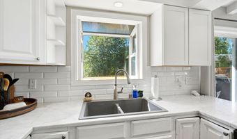 10027 Marmot Cir, Anchorage, AK 99515