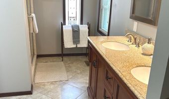 3 BAY VISTA Dr, Berlin, MD 21811