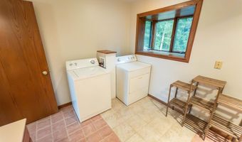 W8076 Eagle Court, Oxford, WI 53952