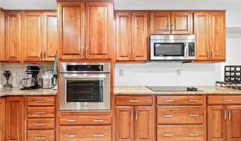 2760 Caraway Dr, Tucker, GA 30084