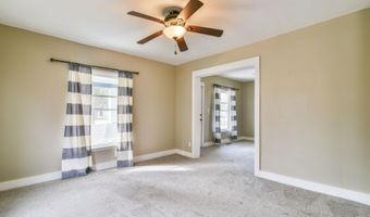 138 SW 100th St, Augusta, KS 67010